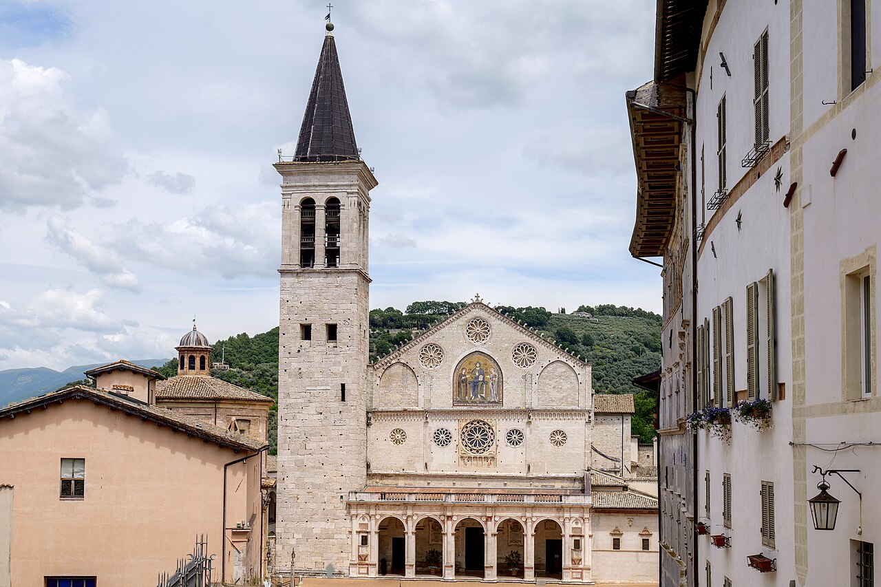 Facciata del Duomo di Santa Maria Assunta a Spoleto.